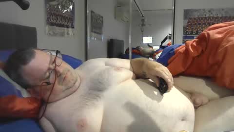 Snapshot of h20976 chatting on 01-11-25, 12:18 h20976 online show from 01-11-25, 12:18