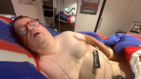 Snapshot of h20976 chatting on 01-12-25, 01:05 h20976 online show from 01-12-25, 01:05