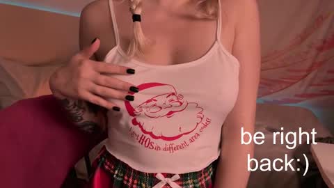 Lana online show from 02-15-25, 07:17