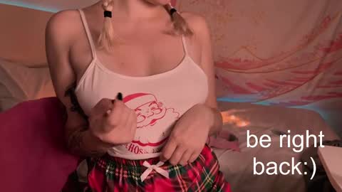 Lana online show from 02-27-25, 07:04