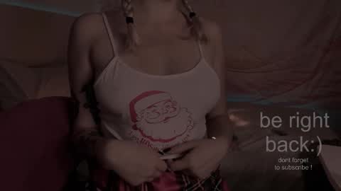 Lana online show from 09-11-25, 02:22