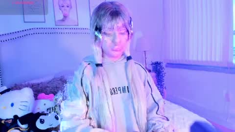 Hello Kitty online show from 04-06-26, 12:39