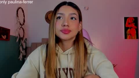 Snapshot of h3y_mia3 chatting on 02-03-26, 01:15 Paulina online show from 02-03-26, 01:15