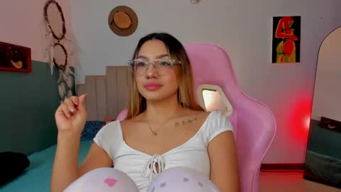 Paulina  online show from 04-16-26, 02:23