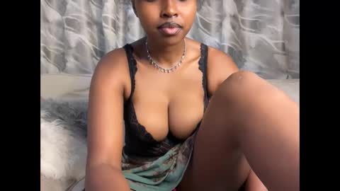 Snapshot of h_o_t_goddess chatting on 05-09-26, 04:39 h_o_t_goddess online show from 05-09-26, 04:39