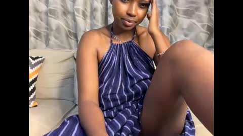Snapshot of h_o_t_goddess chatting on 05-11-26, 04:40 h_o_t_goddess online show from 05-11-26, 04:40