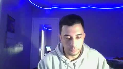 Snapshot of habibihoops01 chatting on 11-16-25, 09:59 habibihoops01 online show from 11-16-25, 09:59