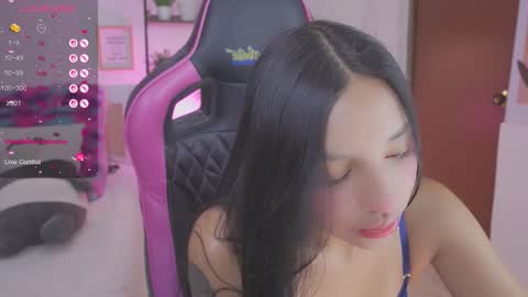 Hade online show from 02-12-26, 06:47