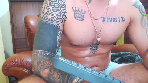 Snapshot of hades_carter chatting on 03-08-25, 01:06 Hades online show from 03-08-25, 01:06