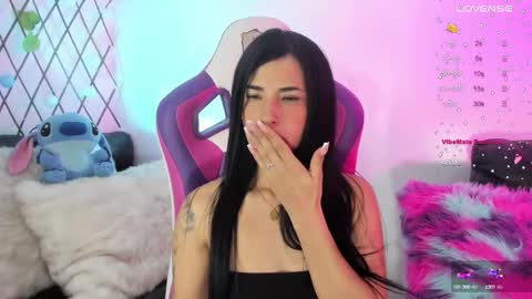 Hadid online show from 10-09-25, 08:29