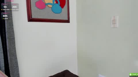 Snapshot of hae_in chatting on 02-18-25, 07:41 Hae-In online show from 02-18-25, 07:41