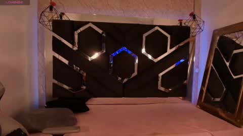 Haely online show from 10-18-25, 07:58