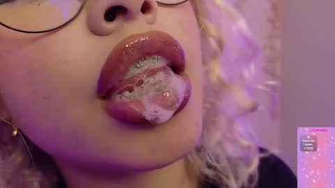 Haely online show from 04-01-26, 12:22