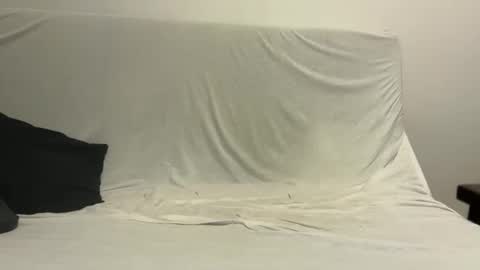 Snapshot of hahabenizxd chatting on 10-11-25, 12:32 hahabenizxd online show from 10-11-25, 12:32