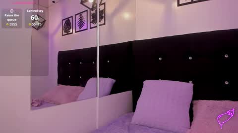 haiily_baeker online show from 10-06-25, 02:47