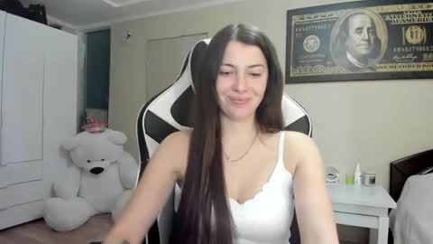 Sk     pe     Anya388109 online show from 10-08-25, 09:34