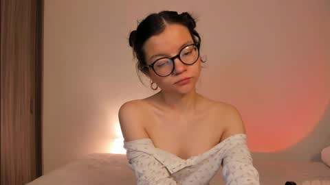 Snapshot of hailey_firee chatting on 12-20-24, 06:08 Hailey online show from 12-20-24, 06:08