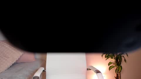 Snapshot of hailey_firee chatting on 02-06-25, 01:38 Hailey online show from 02-06-25, 01:38