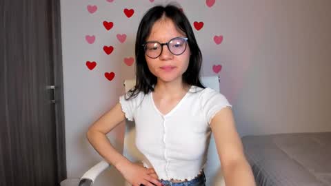 Snapshot of hailey_firee chatting on 03-02-25, 12:53 Hailey online show from 03-02-25, 12:53