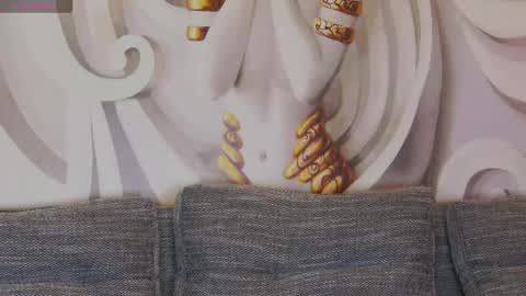 Snapshot of hailey_peach chatting on 10-02-25, 04:58 HaileyPeach online show from 10-02-25, 04:58