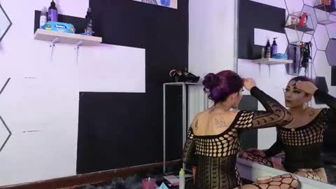 Snapshot of haileycat_ chatting on 12-23-25, 01:36 haileycat_ online show from 12-23-25, 01:36