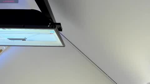 Hailey online show from 02-06-26, 01:32