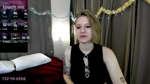 Hailey online show from 12-31-24, 05:11