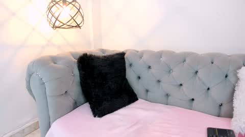 Haileymiler online show from 12-20-24, 04:42