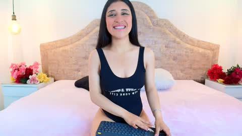 Haileymiler online show from 12-30-24, 04:09