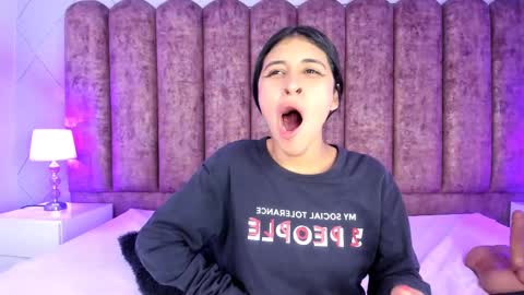 Haileymiler online show from 02-14-25, 10:07