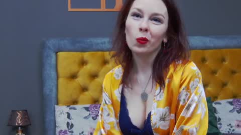 Hailey online show from 02-03-25, 11:20