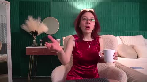 Snapshot of haileymoon85 chatting on 05-09-26, 03:34 Hailey online show from 05-09-26, 03:34