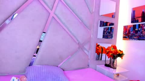 Hailey Petite online show from 07-28-26, 06:20