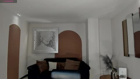 Hailey online show from 04-01-26, 11:22