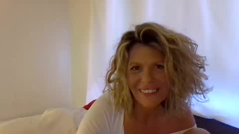 Hailey online show from 01-16-25, 11:59