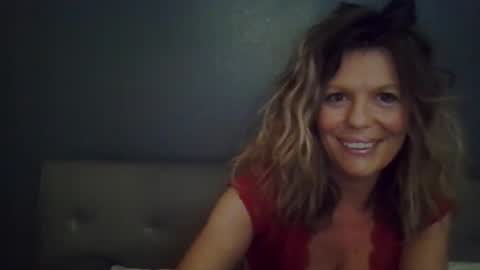 Hailey online show from 09-15-25, 07:47