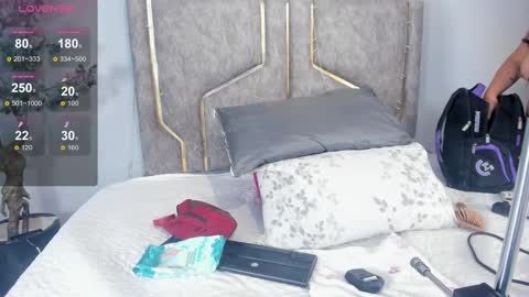 Snapshot of haileystonei chatting on 10-02-25, 11:28 haileystonei online show from 10-02-25, 11:28