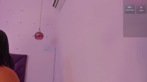 Snapshot of haileystonei chatting on 10-22-25, 11:43 haileystonei online show from 10-22-25, 11:43