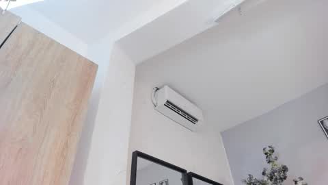 Snapshot of haileystonei chatting on 11-05-25, 11:21 haileystonei online show from 11-05-25, 11:21