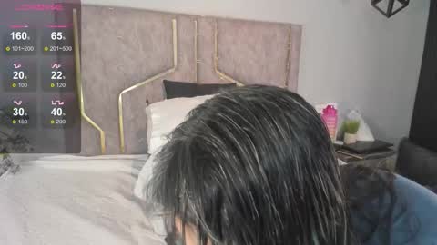 Snapshot of haileystonei chatting on 11-19-25, 11:32 haileystonei online show from 11-19-25, 11:32