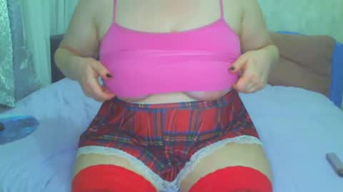Snapshot of hairy_vi chatting on 02-27-25, 04:53 hairy vicky online show from 02-27-25, 04:53