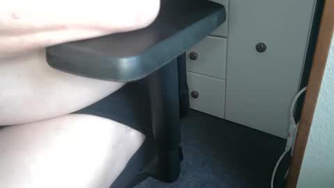 hairyarmpit_lover_1970 online show from 03-03-25, 11:22