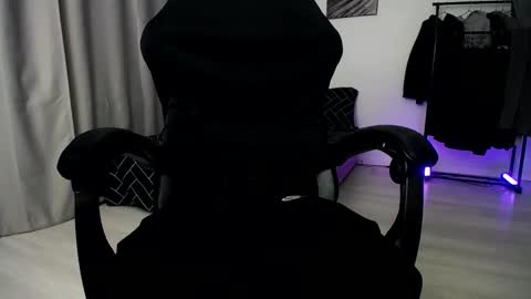 Adam online show from 01-05-26, 07:39