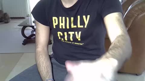 Snapshot of hairydaduncut chatting on 02-11-25, 12:58 hairydaduncut online show from 02-11-25, 12:58