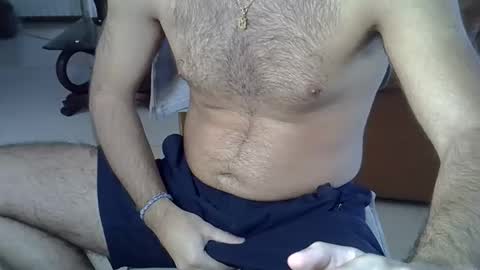 Snapshot of hairydaduncut chatting on 10-02-25, 12:12 hairydaduncut online show from 10-02-25, 12:12