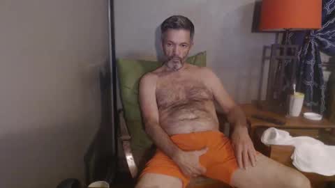Snapshot of hairyhunghard chatting on 05-27-26, 07:27 HairyHungHard online show from 05-27-26, 07:27
