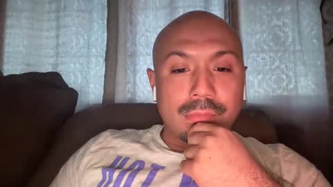 Snapshot of hairyman30000 chatting on 03-01-25, 01:53 hairyman30000 online show from 03-01-25, 01:53