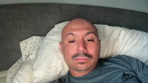 Snapshot of hairyman30000 chatting on 09-17-25, 01:18 hairyman30000 online show from 09-17-25, 01:18