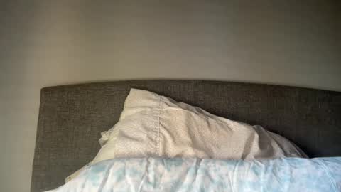 Snapshot of hairyman30000 chatting on 09-19-25, 12:02 hairyman30000 online show from 09-19-25, 12:02