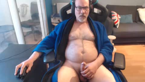 hairyman54 online show from 04-30-26, 08:20